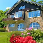 Le De La Hulle Maison Privee Avec Sauna, Jacuzzi Et Bar Hébergement de vacances