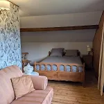 Le De La Hulle Maison Privee Avec Sauna, Jacuzzi Et Bar Hébergement de vacances Profondeville