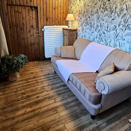 Le De La Hulle Maison Privee Avec Sauna, Jacuzzi Et Bar Дом отдыха *
