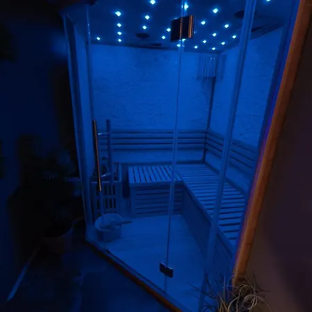 Le De La Hulle Maison Privee Avec Sauna, Jacuzzi Et Bar Дом отдыха