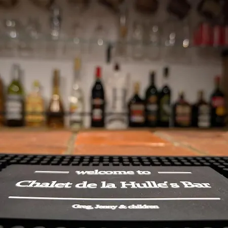 Nyaraló Le De La Hulle Maison Privee Avec Sauna, Jacuzzi Et Bar *