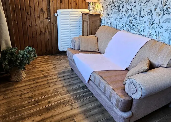 Le De La Hulle Maison Privee Avec Sauna, Jacuzzi Et Bar Ferienhaus *