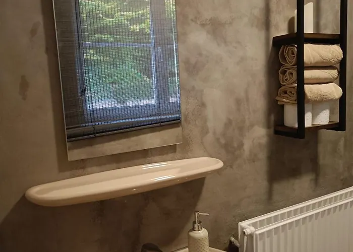 Le De La Hulle Maison Privee Avec Sauna, Jacuzzi Et Bar Ferienhaus