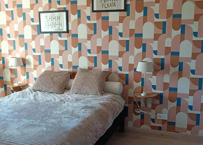 Ferienhaus Le De La Hulle Maison Privee Avec Sauna, Jacuzzi Et Bar Profondeville