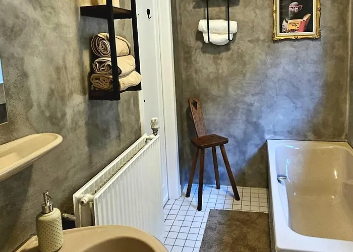 Ferienhaus Le De La Hulle Maison Privee Avec Sauna, Jacuzzi Et Bar *