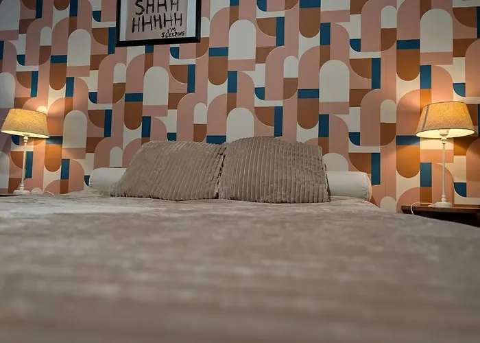 Ferienhaus Le De La Hulle Maison Privee Avec Sauna, Jacuzzi Et Bar *